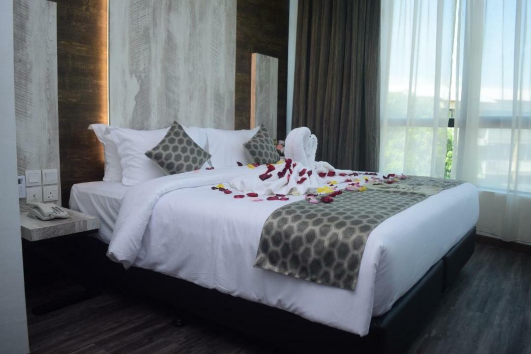 Rest And Comfort Boutique Hotel Kuala Terengganu Eksteriør billede